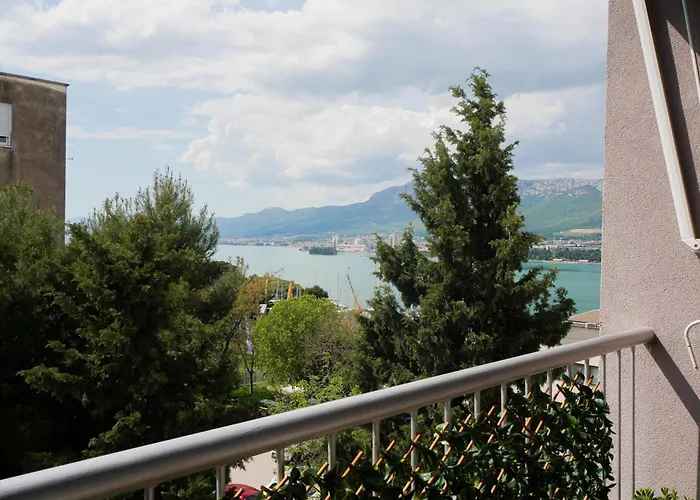 Aurum Hills