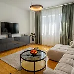 Aurum Hills *
