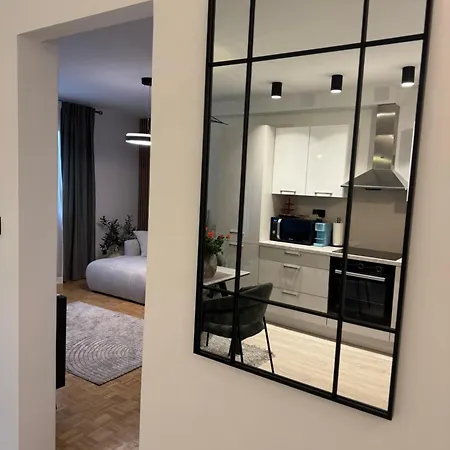 Aurum Hills Apartament *