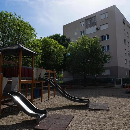 Apartament Aurum Hills *