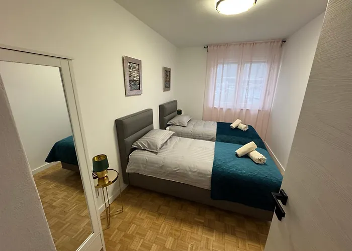 Aurum Hills Apartmán *